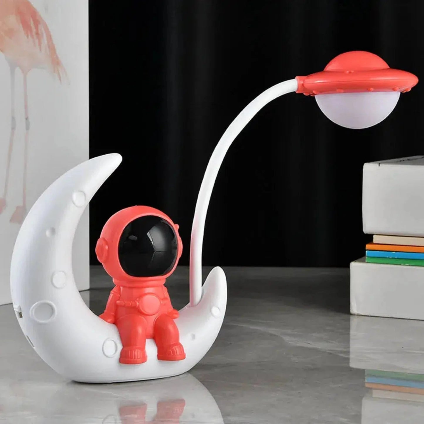 Astronaut Nachtlicht - LED Schreibtischlampe mit Stiftehalter - Nachtlicht Kinder
