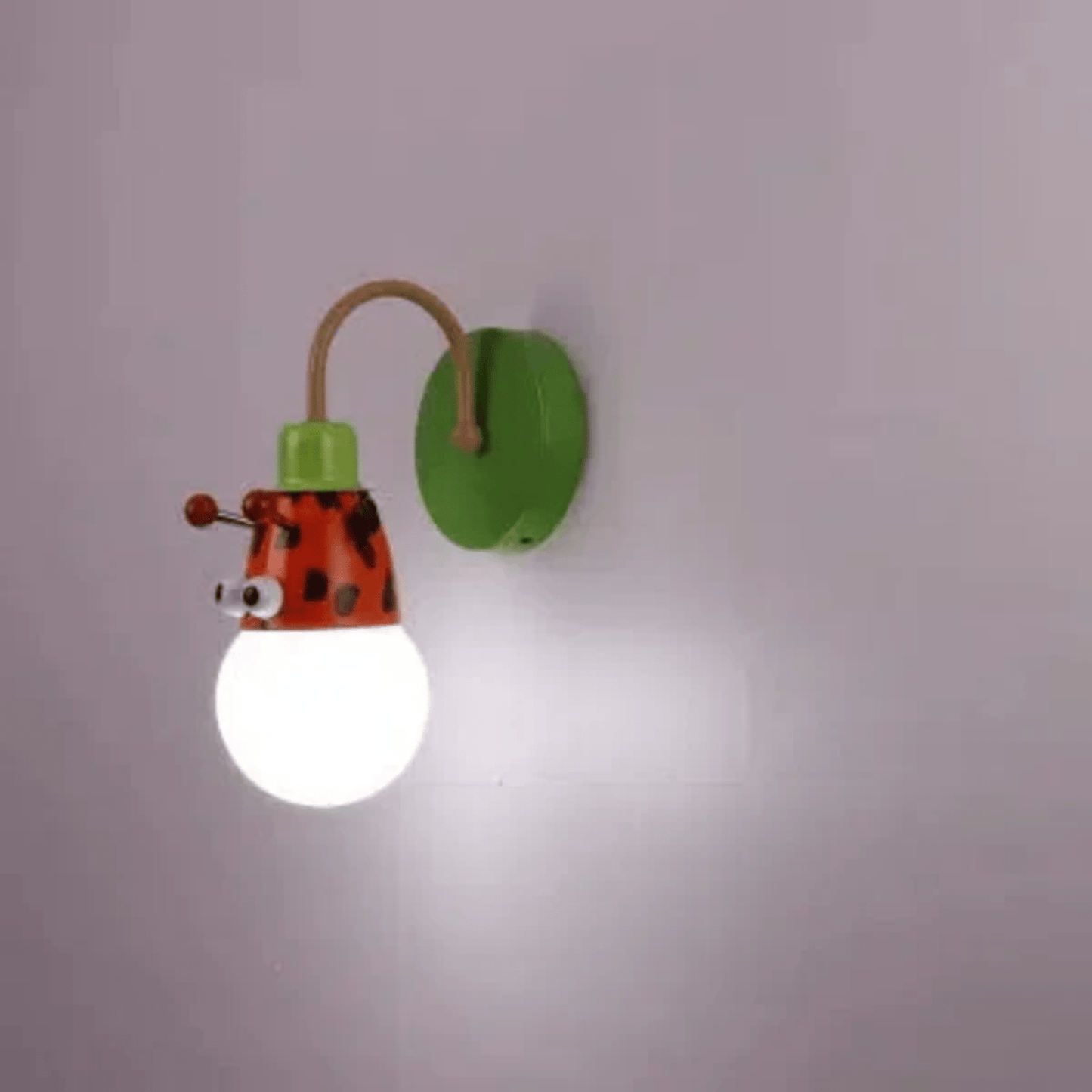 Giraffen - Wandlampe für Kinderzimmer: Niedliche LED - Leuchte im Safari - Design - Nachtlicht Kinder