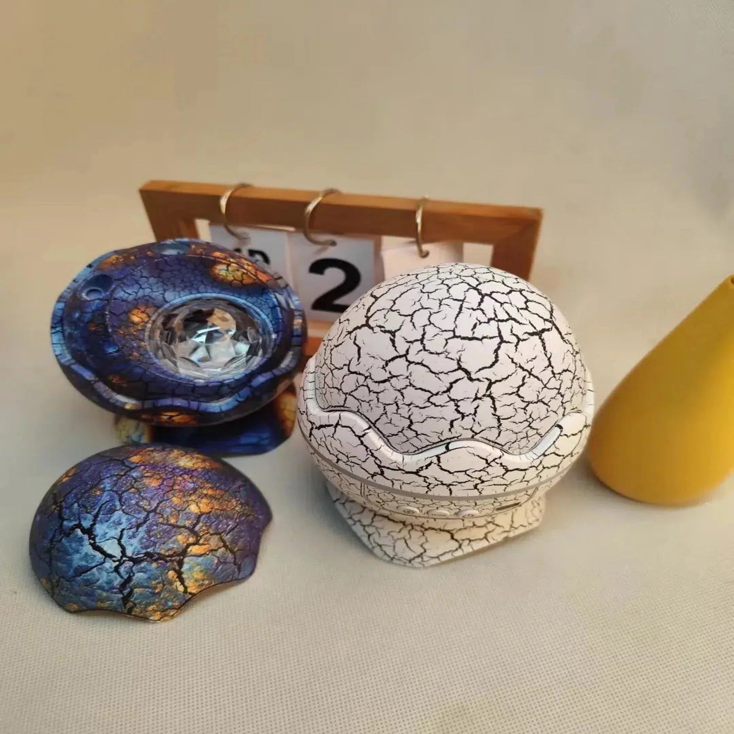 LED Nachtlicht Ei – Magischer Dinosaurier - Ei Sternenprojektor mit Bluetooth - Nachtlicht Kinder