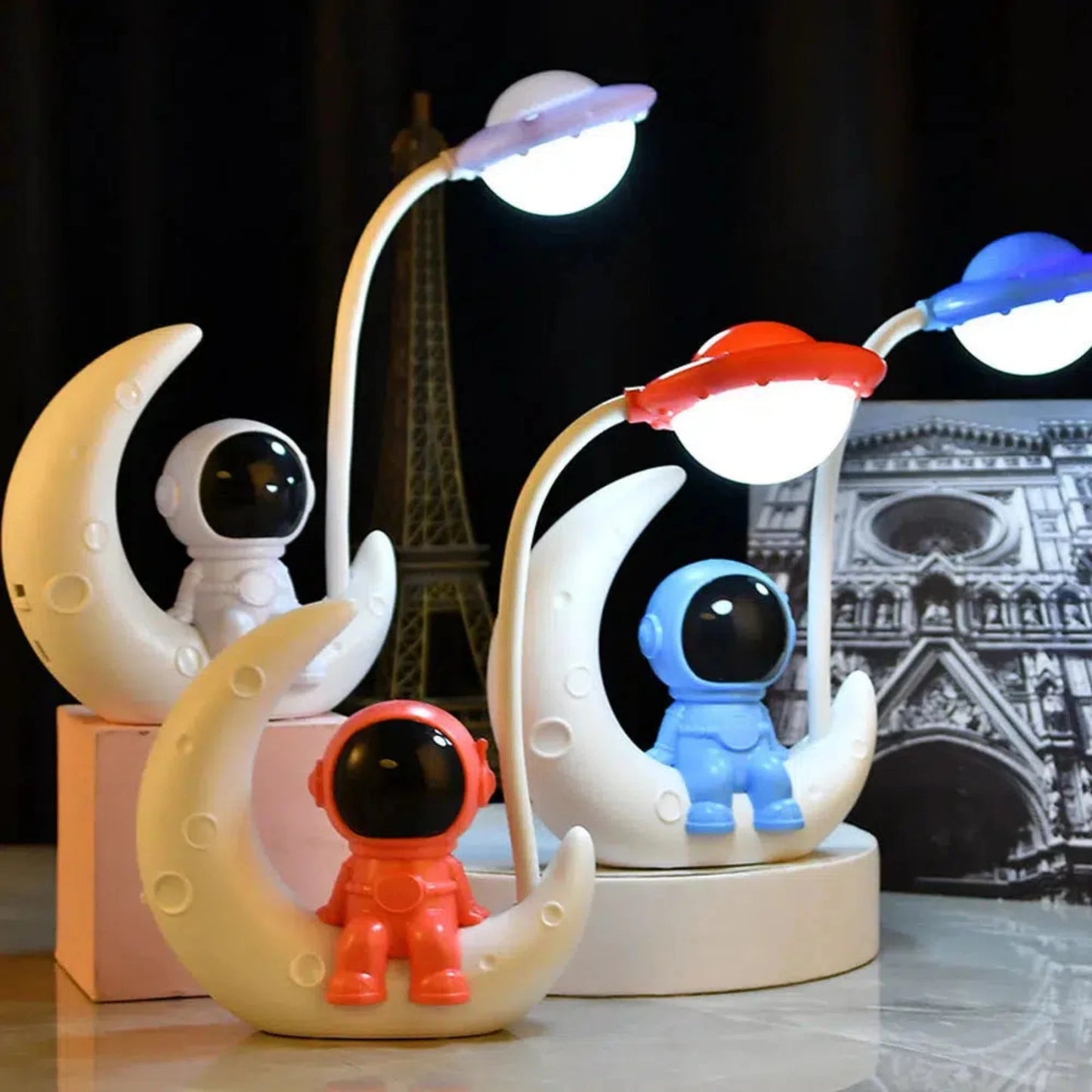 Astronaut Nachtlicht - LED Schreibtischlampe mit Stiftehalter-Nachtlicht-Ma boutique